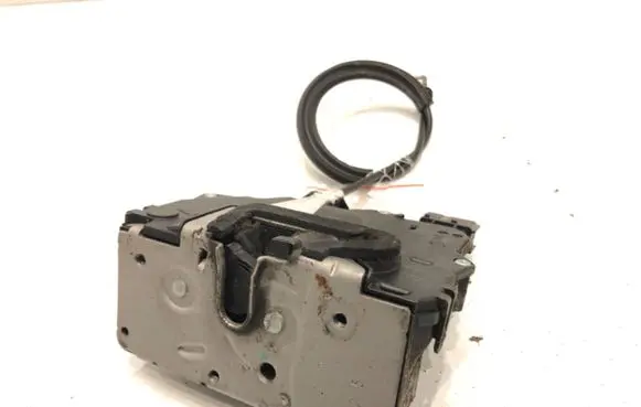 Fiat Grande Punto Front door lock 55701964