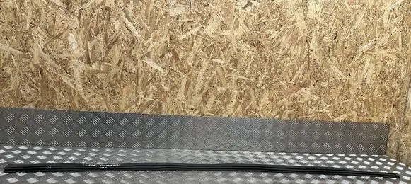 Toyota RAV 4 (XA40) Sill/side skirt trim
