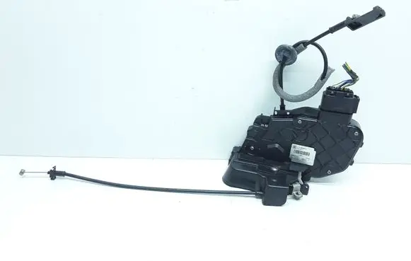 Volvo V70 Front door lock 31253674