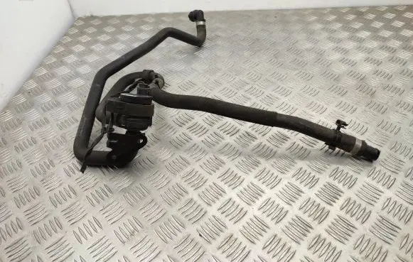 Mercedes-Benz CLA C117 X117 W117 Electric auxiliary coolant/water pump A0525453826 A2468303396 A2468304596