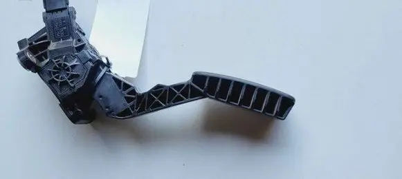 Honda CR-V Accelerator throttle pedal 2700000530