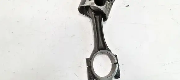 Volkswagen PASSAT B5.5 Piston with connecting rod