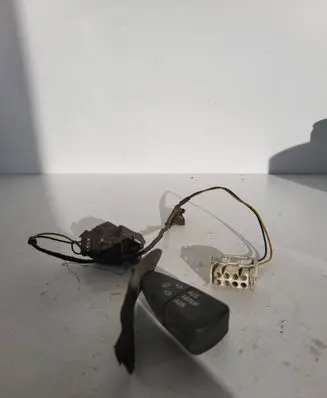 BMW 7 E32 Other switches/knobs/shifts 1378971