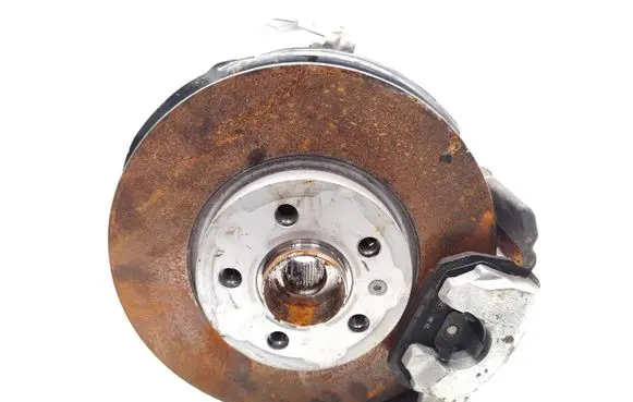 Front wheel hub