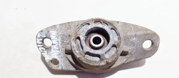 Coil spring mount