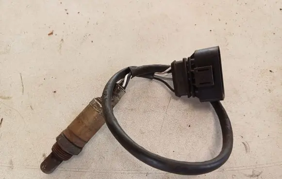 Audi A6 S6 C4 4A Lambda probe sensor 030906265AE 0258003544