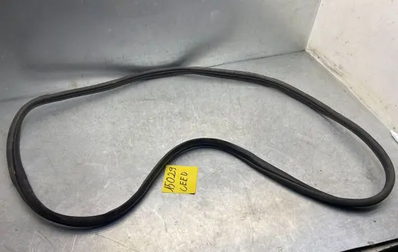 KIA Ceed Rubber seal rear door window/glass 