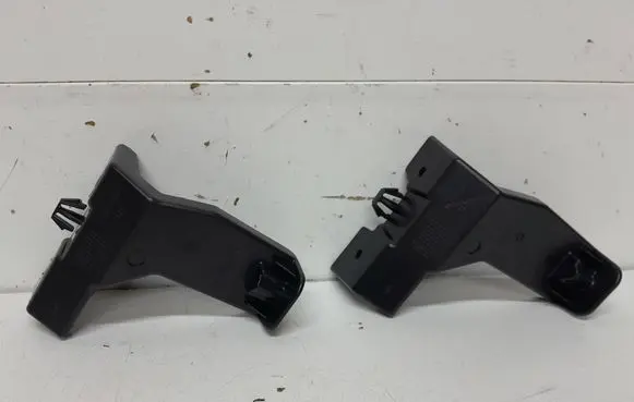 Renault Captur II Rear bumper mounting bracket 850426902R