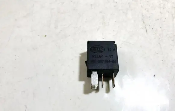 Nissan Almera Tino Other relay 252309f905 4rd00781404