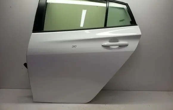Toyota Prius (XW50) Rear door