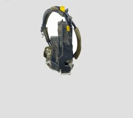 Mitsubishi Grandis Rear door lock 05Y15