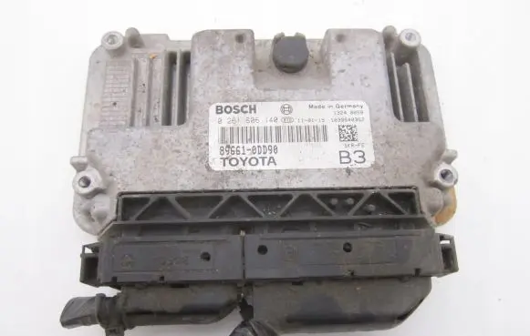 Toyota Yaris Engine control unit/module 896610DD90 0261S06140