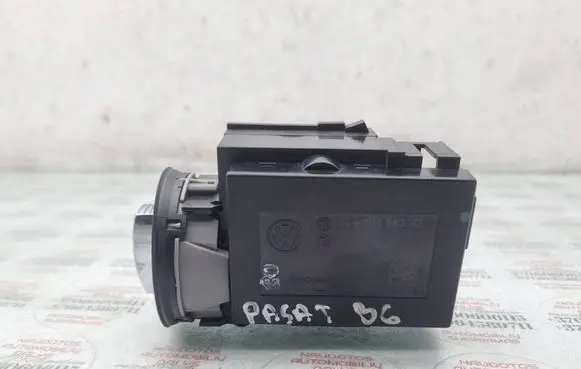 Volkswagen PASSAT B6 Ignition lock 3C0905843Q
