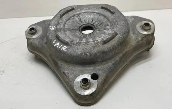 Audi A6 S6 C6 4F Front shock absorber mounting bracket 
