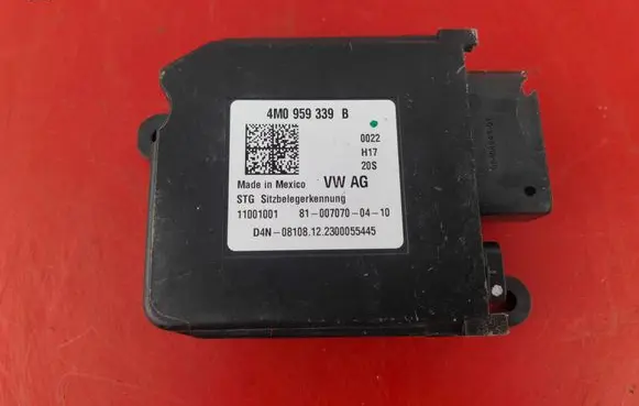Volkswagen Tiguan Seat control module 4M0959339B