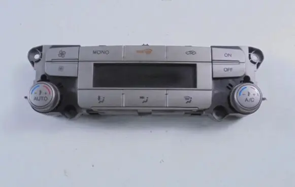 Ford Mondeo MK IV Air conditioning/heating control unit 7S7T18C612AK