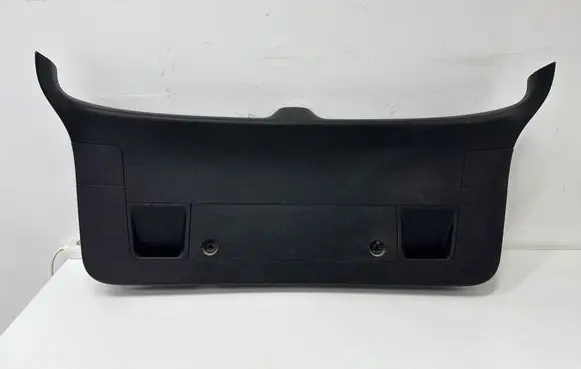 Volkswagen PASSAT B6 Tailgate trim 3C9867748