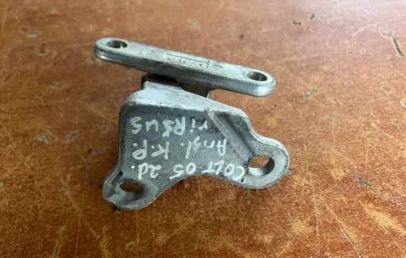 Mitsubishi Colt Front door upper hinge