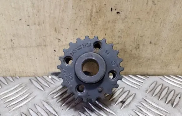 Volkswagen Tiguan Crankshaft gear 045105263A