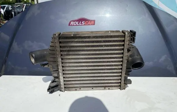 Mercedes-Benz Vito Viano W638 Intercooler air channel guide 160010041F 6385012901