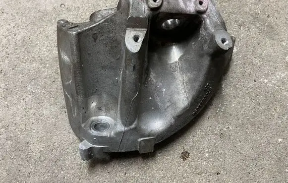 Alfa Romeo Giulia Engine mounting bracket 6700051096