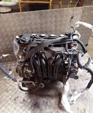 Mitsubishi Colt Engine