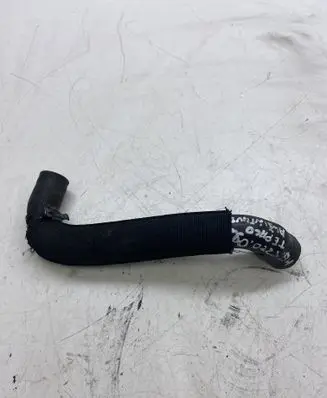 Mercedes-Benz C AMG W204 Engine coolant pipe/hose A64620310