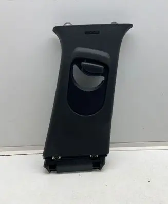 Renault Austral (B) pillar trim (top) 769137050R 631481091