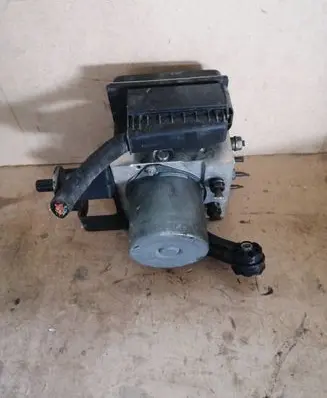 BMW 5 E60 E61 ABS Pump 6769703