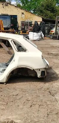 Audi Q3 8U Rear quarter panel 150521