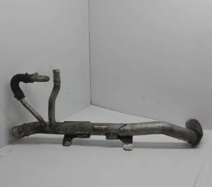 Audi A8 S8 D3 4E Engine coolant pipe/hose 079121070BF