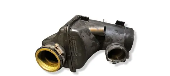 Mercedes-Benz B W246 W242 Air intake duct part A6510900309