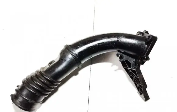 Volvo V50 Intercooler hose/pipe av6q9351bb