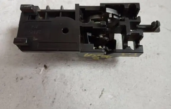 Opel Agila B Front door interior handle 123633