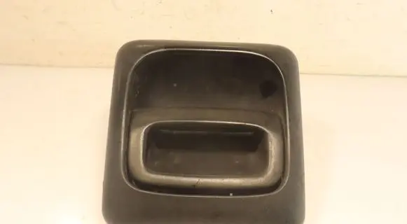 Front door exterior handle/bracket