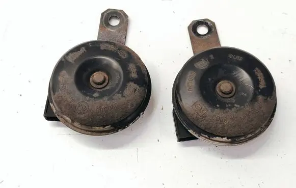 Toyota Prius (XW30) Horn signal