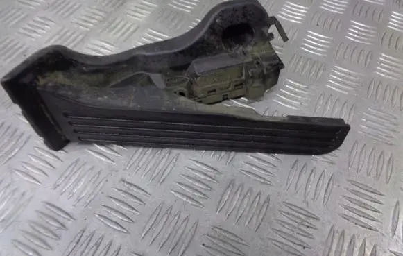 Skoda Octavia Mk2 (1Z) Accelerator throttle pedal 1K1721503P