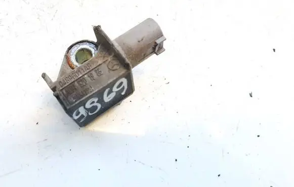 Dodge Journey Airbag deployment crash/impact sensor 04896011ab a2048201985