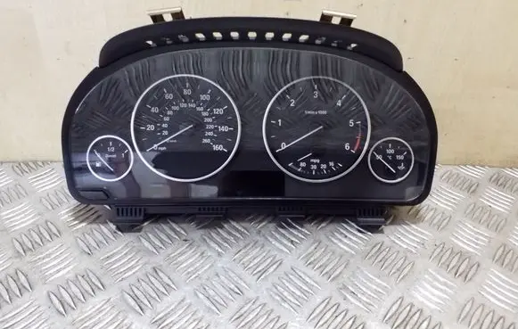 BMW X3 F25 Speedometer (instrument cluster) 62109237874 9237874