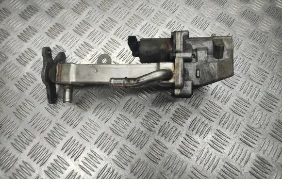 Volvo V70 EGR valve cooler 30637142