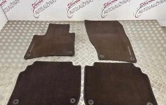 Porsche Cayenne (92A) Car floor mat set 