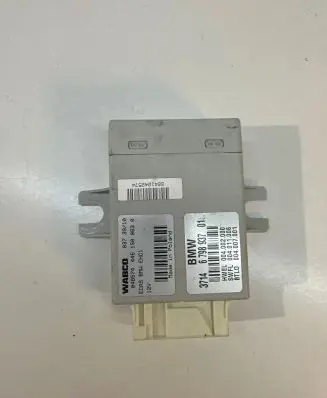 BMW 5 F10 F11 Air suspension control unit module (rear) 6798937 004002000 4461500630