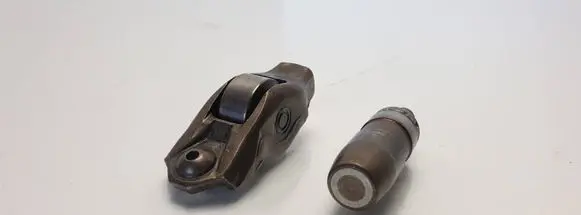 Lincoln Town Car Other cylinder head part 