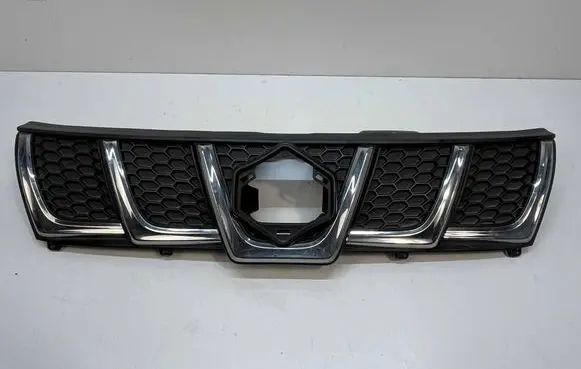 Suzuki Vitara (LY) Front bumper upper radiator grill 7212154P0