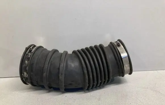 Chrysler Sebring (JS) Air intake hose/pipe 62243