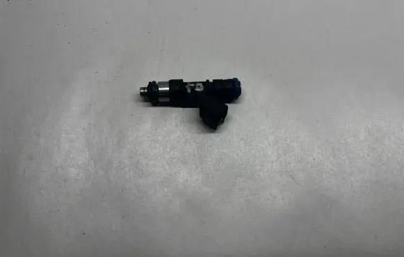 Fiat 500 Fuel injector 728051408351 0280158262