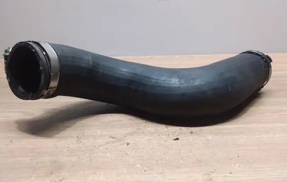 Audi A4 S4 B8 8K Intercooler hose/pipe 8K0145737K