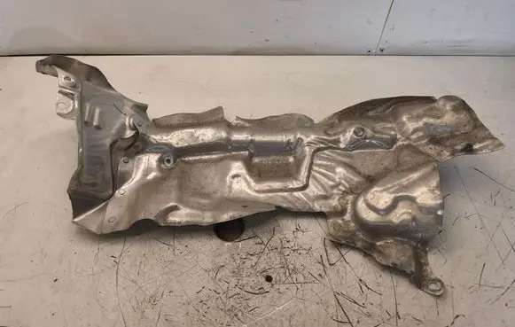 BMW X1 F48 F49 Heat shield in engine bay 5A01AF8