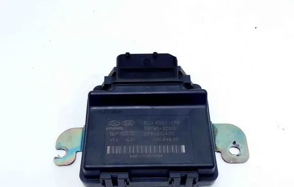 Hyundai i40 Rear brake EMF control unit/module EP80010400 597903Z500