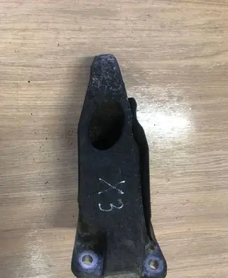 BMW X3 E83 Engine mounting bracket 3414582